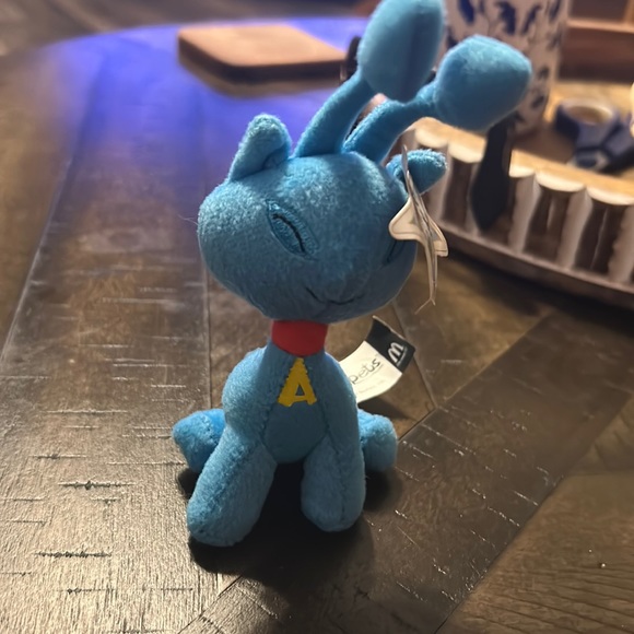 NeoPets Toys 202 Neopet Blue Aisha From Mcdonalds In Good Shape